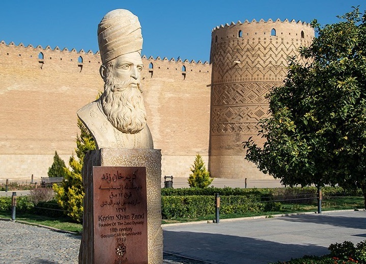 میراث وکیل الرعایا و بازارگردی